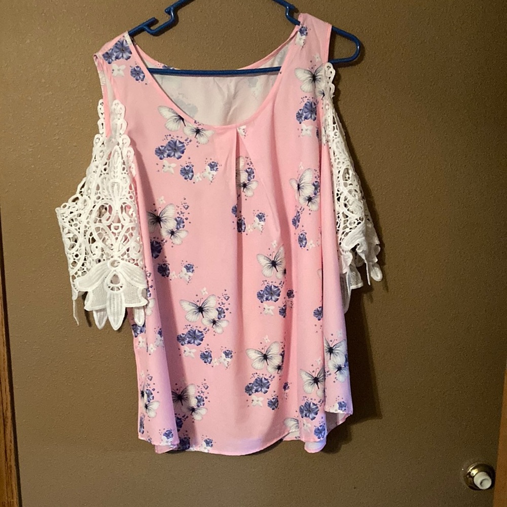 Lace cold shoulder top